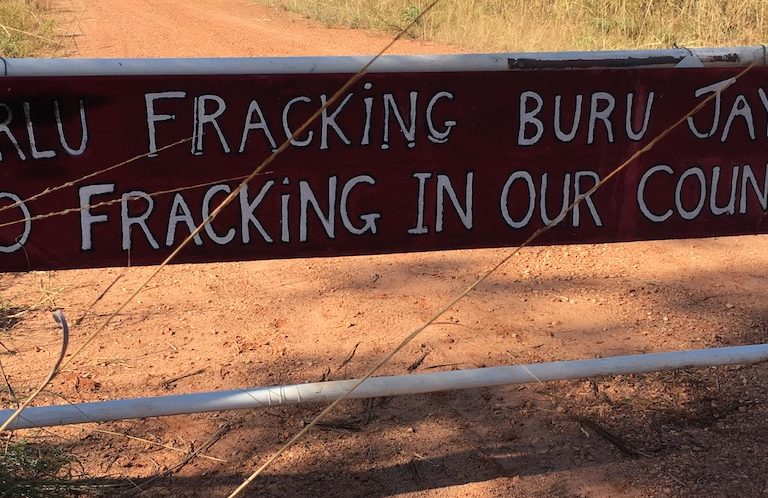 A sign near Buru Energy’s Yulleroo fracking site. Image by Alexander Hayes via Flickr (CC BY 4.0).